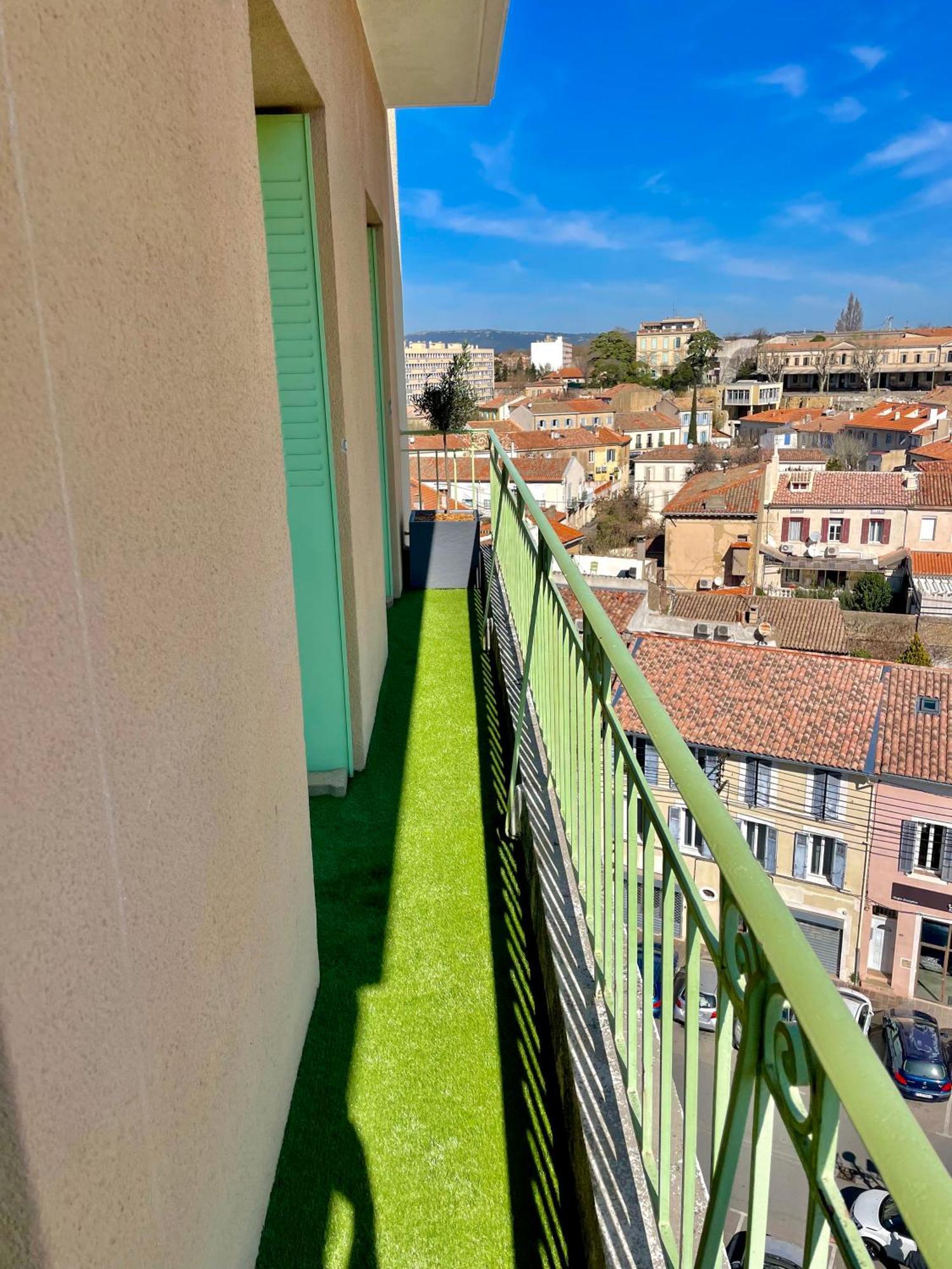 Le Panoramique Salonais Apartment Екстериор снимка